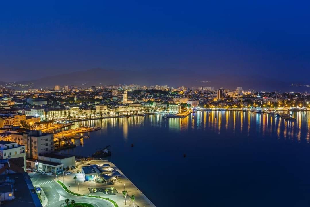Apartments Lux Lariva, Center Of Split Exterior photo